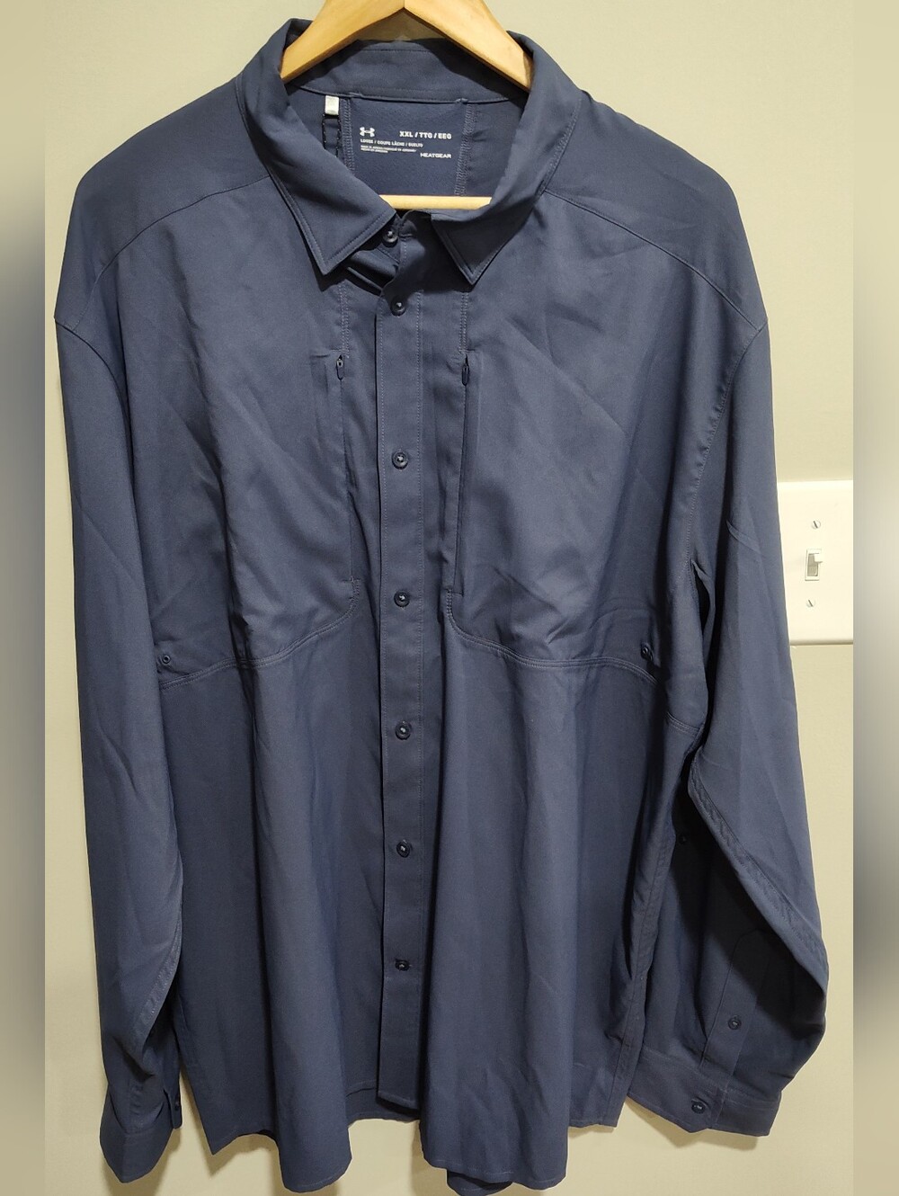 NWT Under Armour Men's HeatGear Button Up Loose Long Sleeve Shirt 2XL Navy Blue